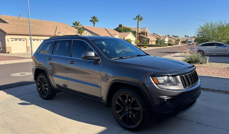 
								2016 Jeep Grand Cherokee Laredo | Restored salvage  full									