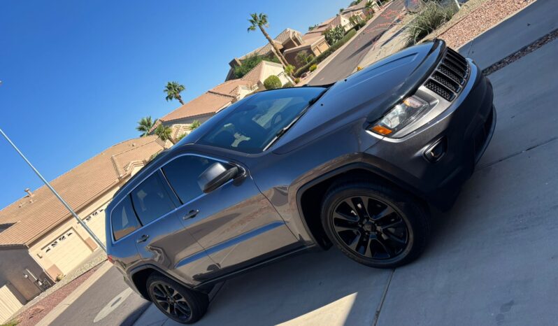 
								2016 Jeep Grand Cherokee Laredo | Restored salvage  full									