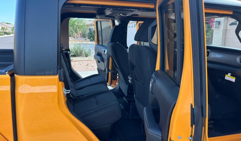 
								Jeep Wrangler Galadiato Overland full									