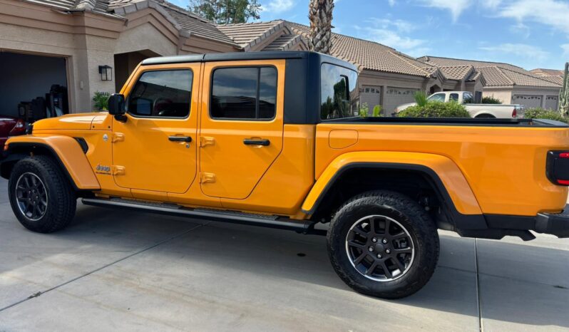 
								Jeep Wrangler Galadiato Overland full									