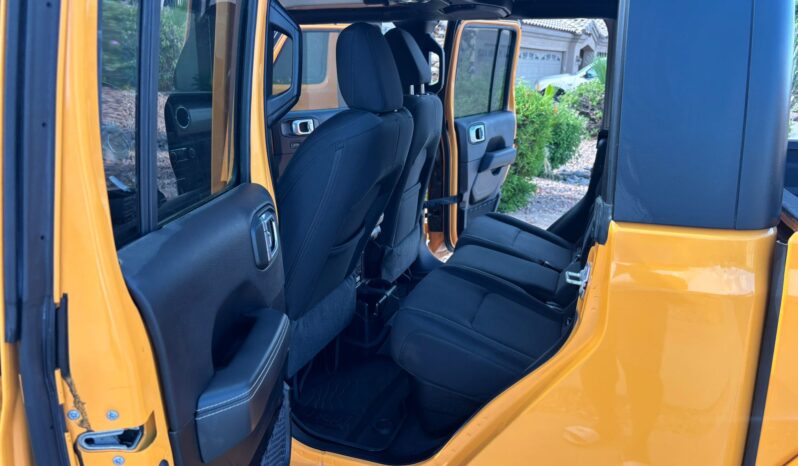 
								Jeep Wrangler Galadiato Overland full									