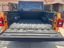 
										Jeep Wrangler Galadiato Overland full									