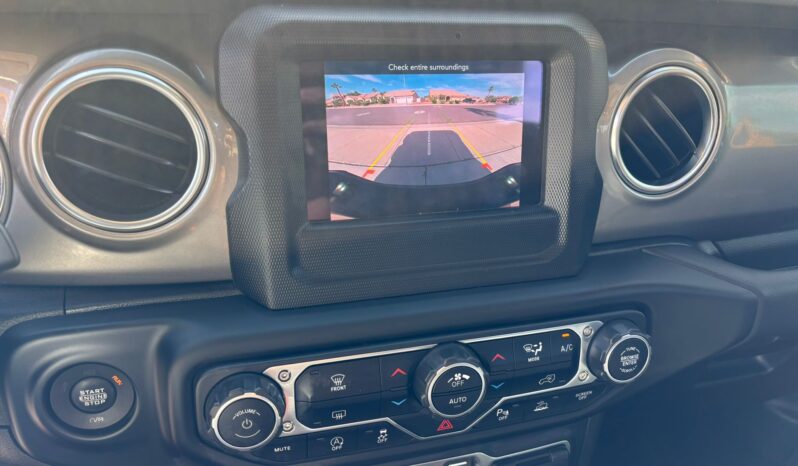 
								Jeep Wrangler Galadiato Overland full									