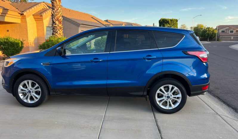 
								2017 Ford Escape Se Restored Salvage full									