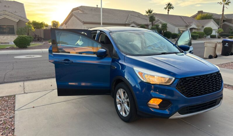 
								2017 Ford Escape Se Restored Salvage full									