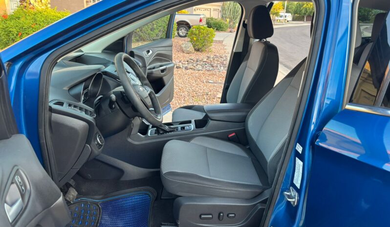 
								2017 Ford Escape Se Restored Salvage full									